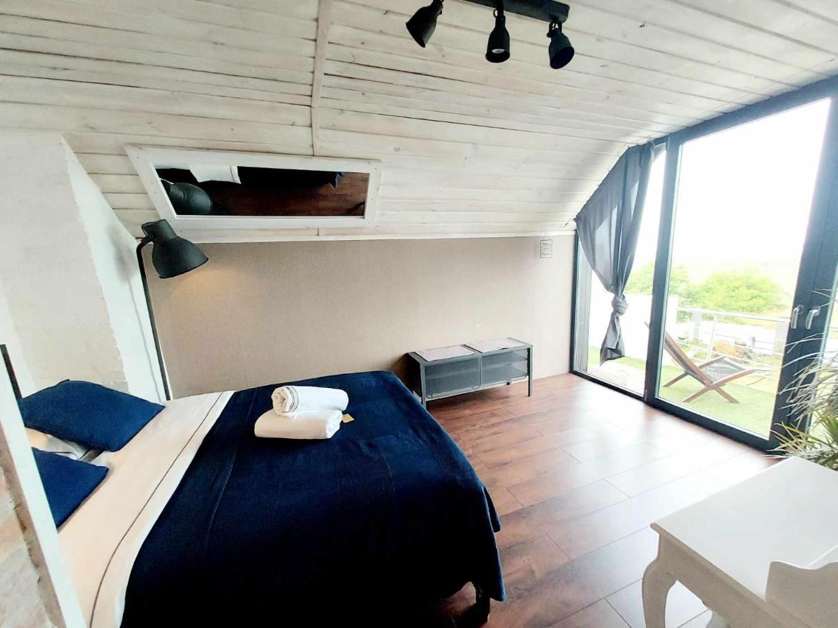 House Of Freedom With Sea View Sauna And Jacuzzi Oslonino Kültér fotó